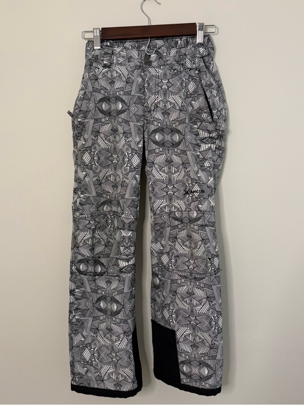 Arctix Kids Boys Medium Snowpants Black White Ski Pants Pockets no bibs